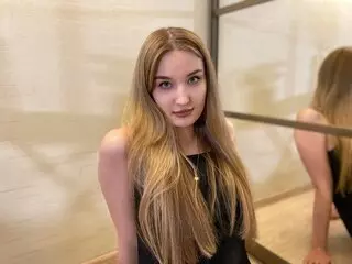 LizzyBennet cam